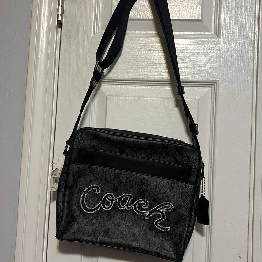 Coach Men's Black Crossbody messenger Bag F37558 NWT